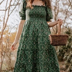Hill House Home Nesli Nap Dress in Emerald Trellis